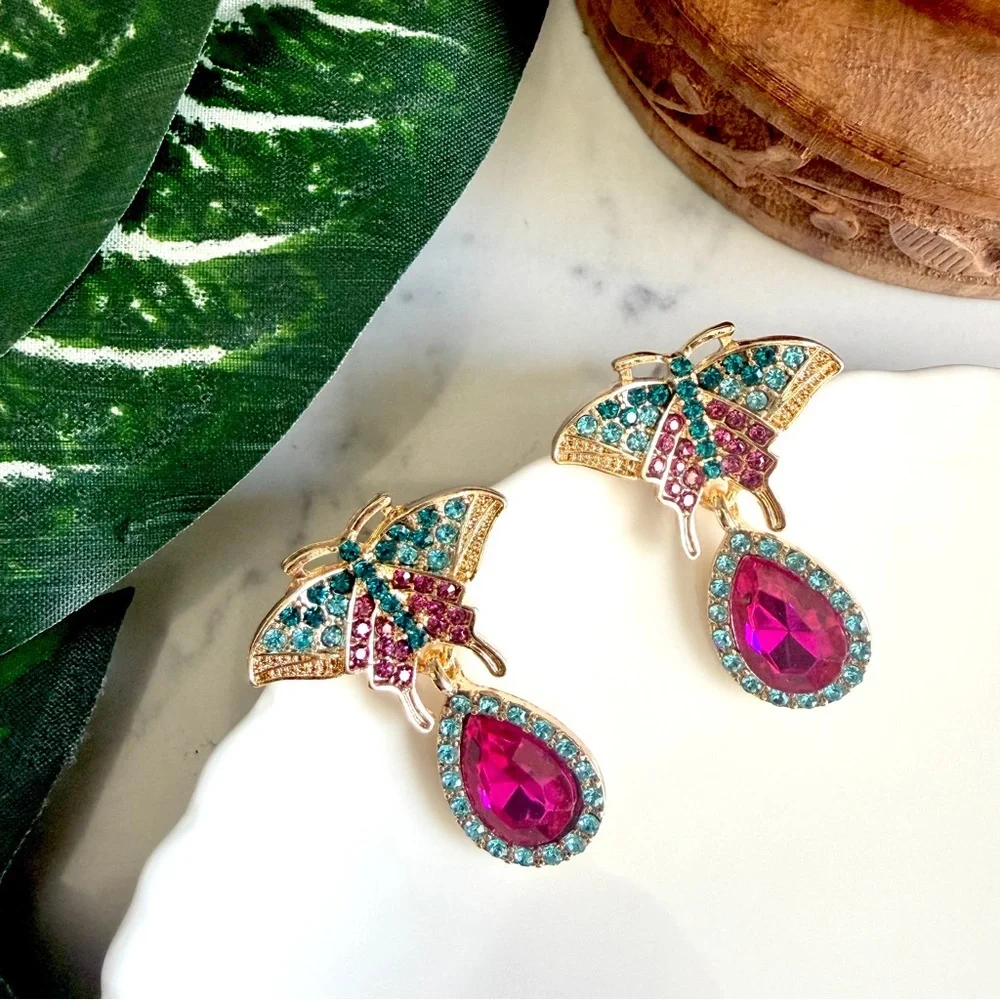 2/$30🌵 Vintage Style Butterfly Moth Teal Pink Rhinestone Earrings Ornate Gift